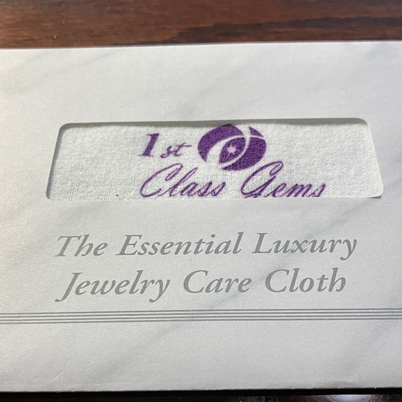 64 Piece Jewelry Care Cloth - Great Giveaway - Picture 1 of 4